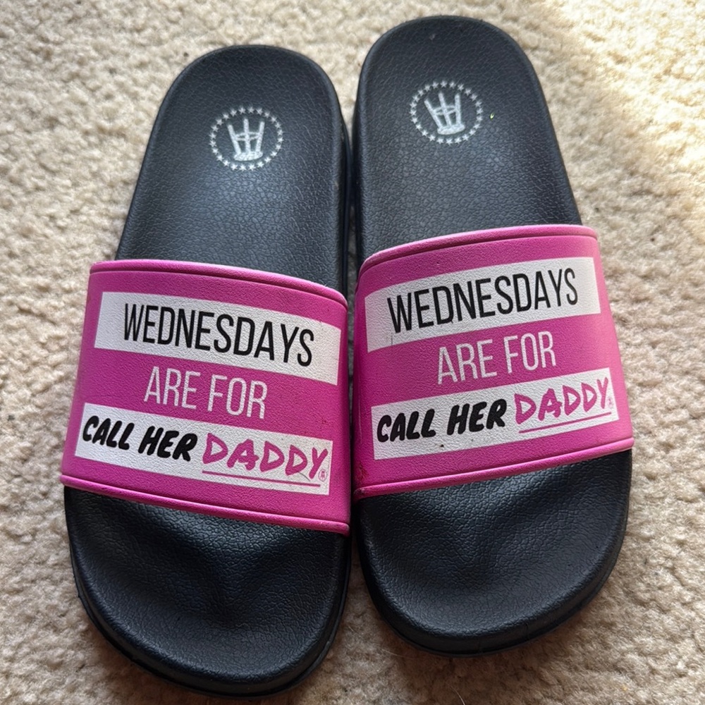 Barstool slides - Picture 3 of 3